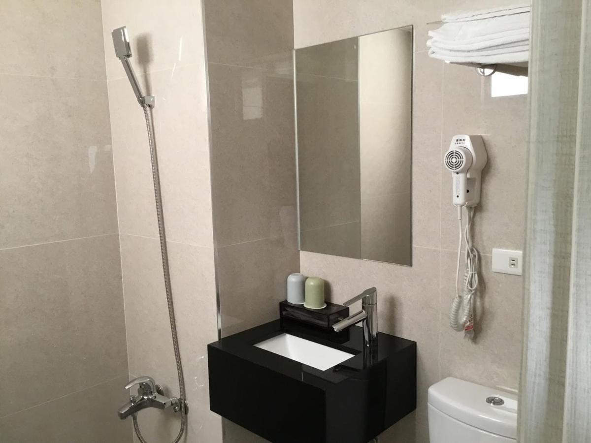 Fu Kuang Hotel Pingtung Eksteriør billede