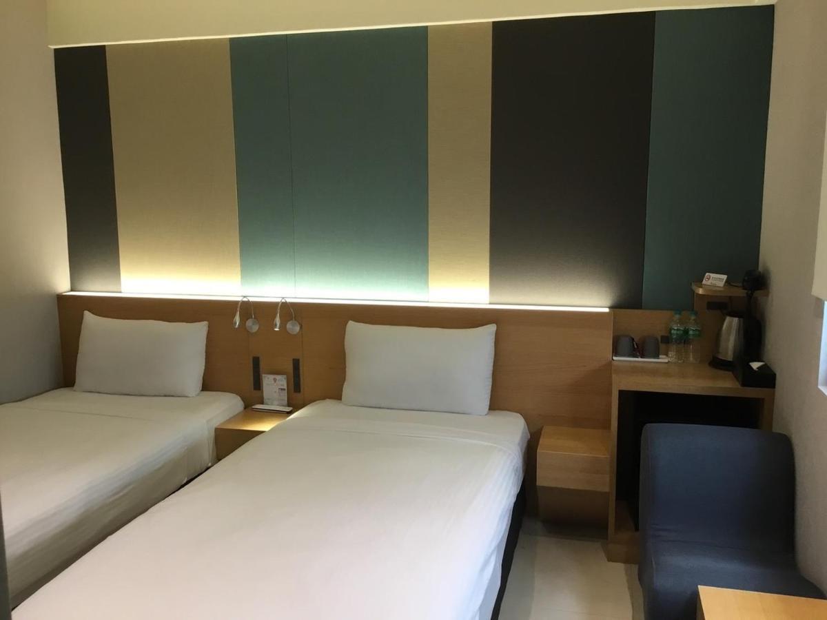 Fu Kuang Hotel Pingtung Eksteriør billede