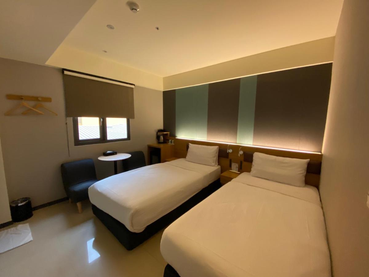 Fu Kuang Hotel Pingtung Eksteriør billede
