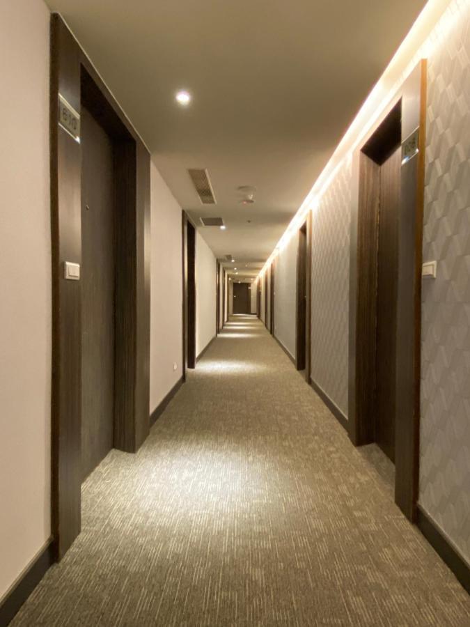 Fu Kuang Hotel Pingtung Eksteriør billede